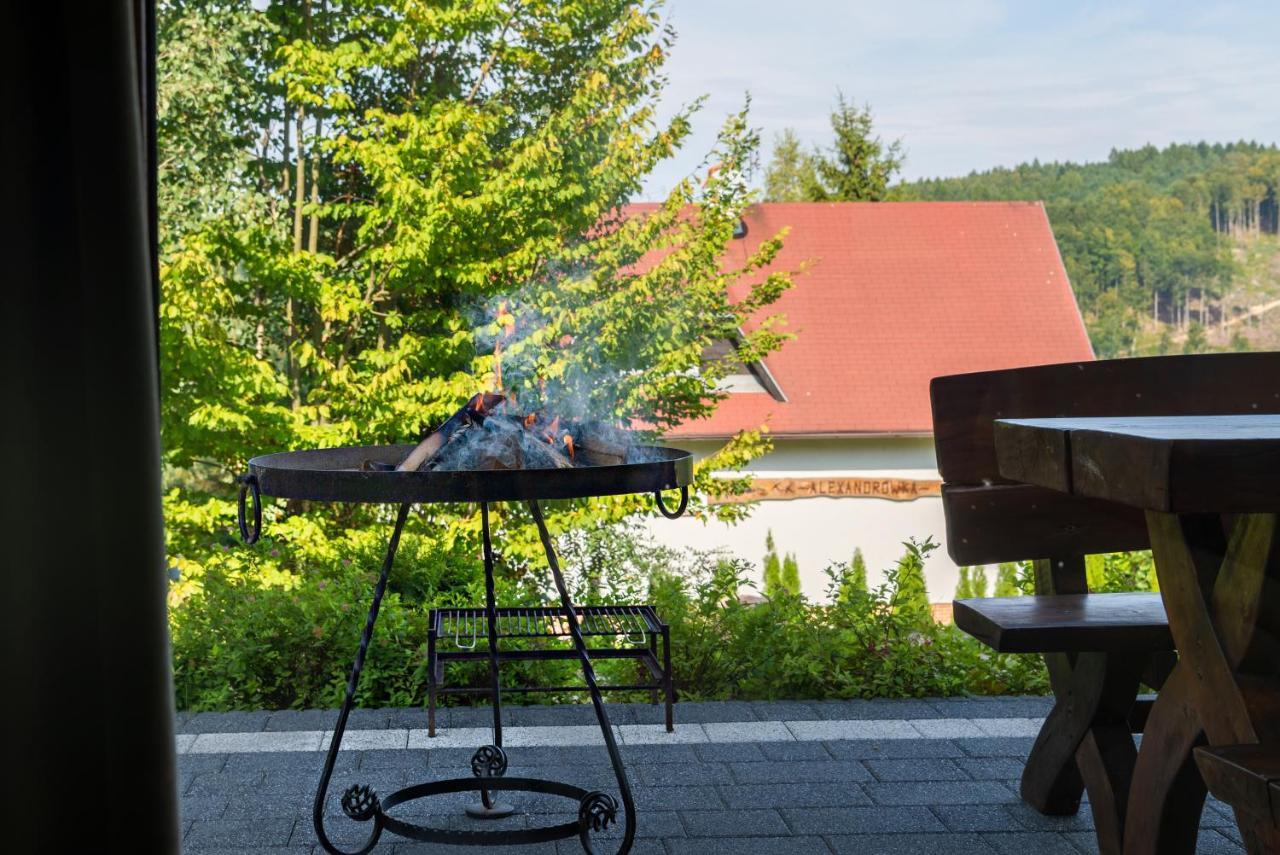 Malinowe Wzgorze Domki 90 M2 Z Sauna I Balia Krzeszna Exterior photo
