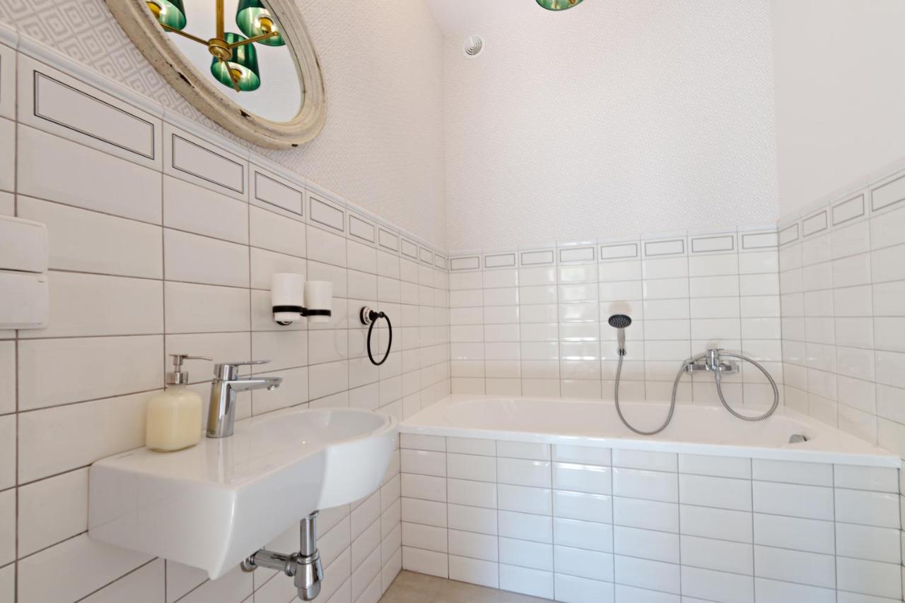 Malinowe Wzgorze Domki 90 M2 Z Sauna I Balia Krzeszna Exterior photo